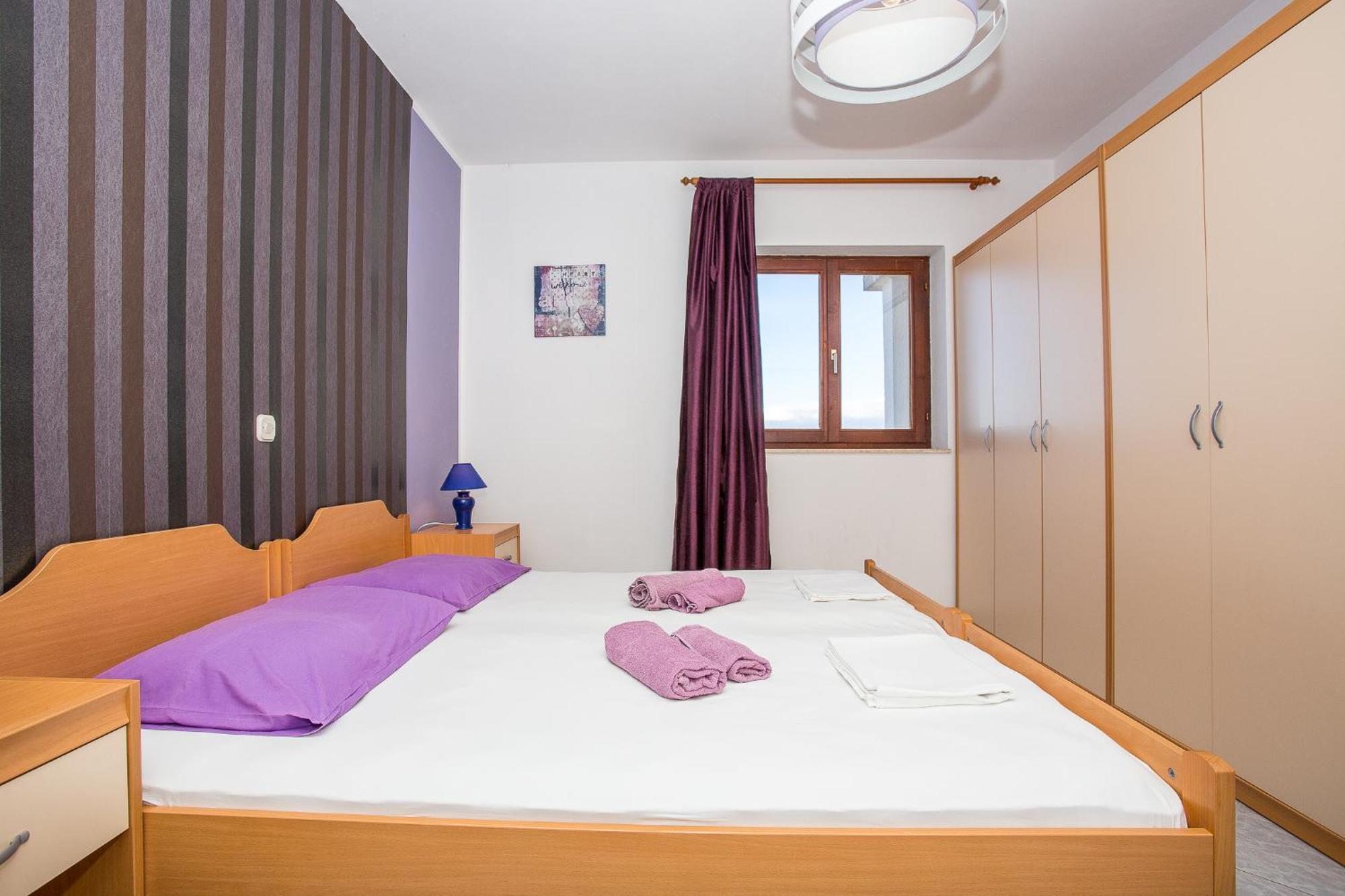 Olivista Croatia Apartments Njivice Bagian luar foto