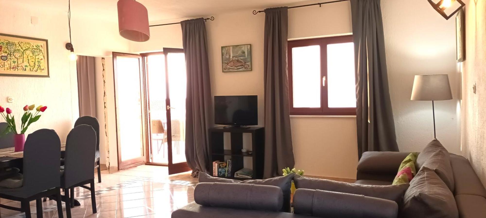 Olivista Croatia Apartments Njivice Ruang foto